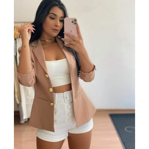 Elige el color del blazer