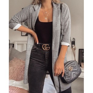 Elige el color del blazer