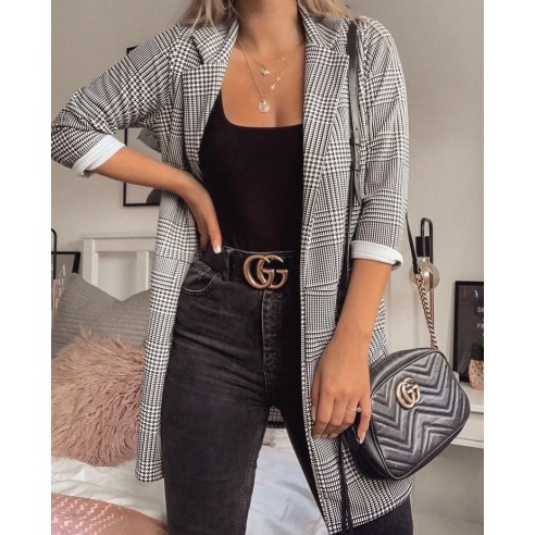 Elige el color del blazer